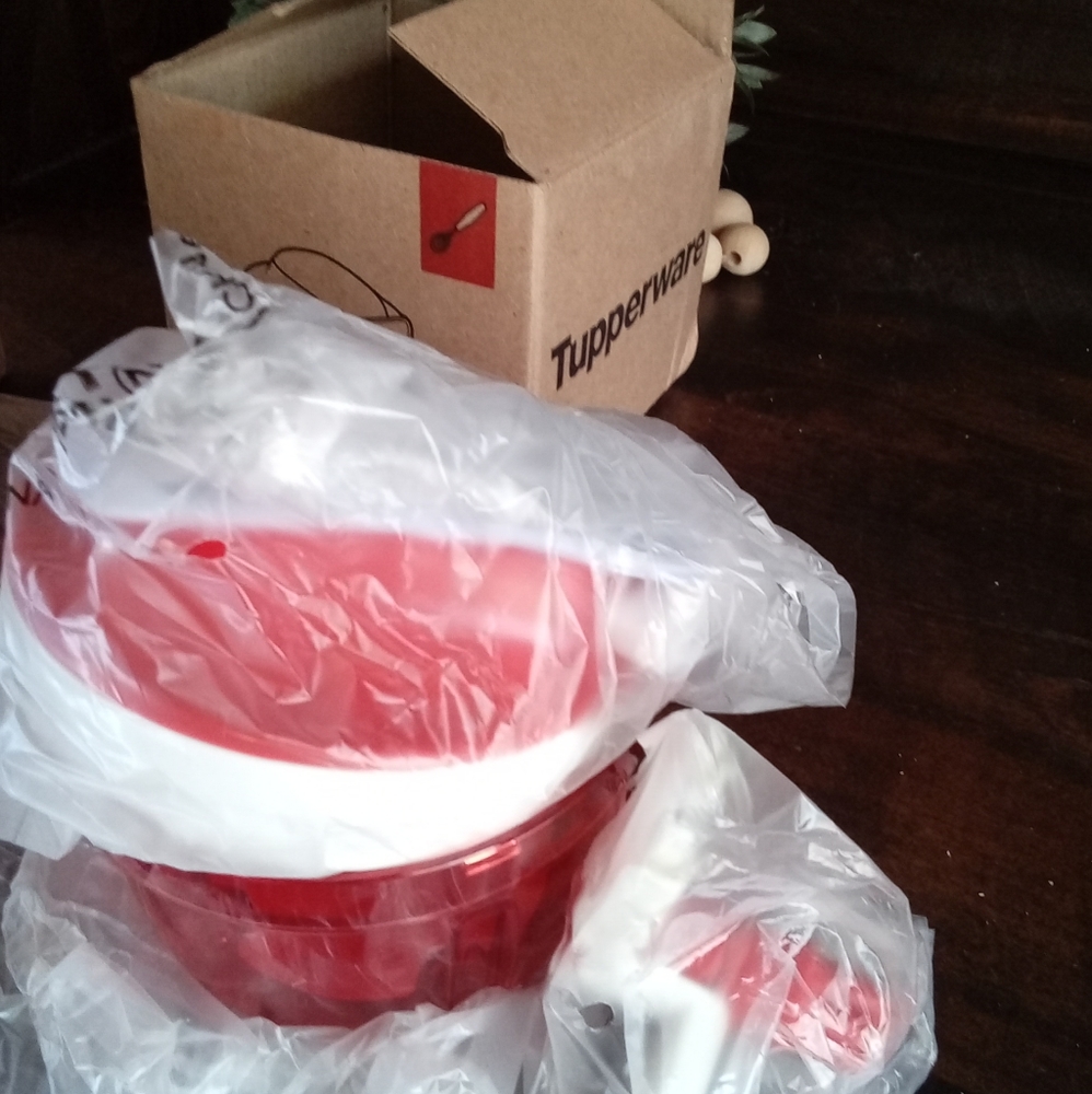 Tupperware choppers - Picture 2 of 4